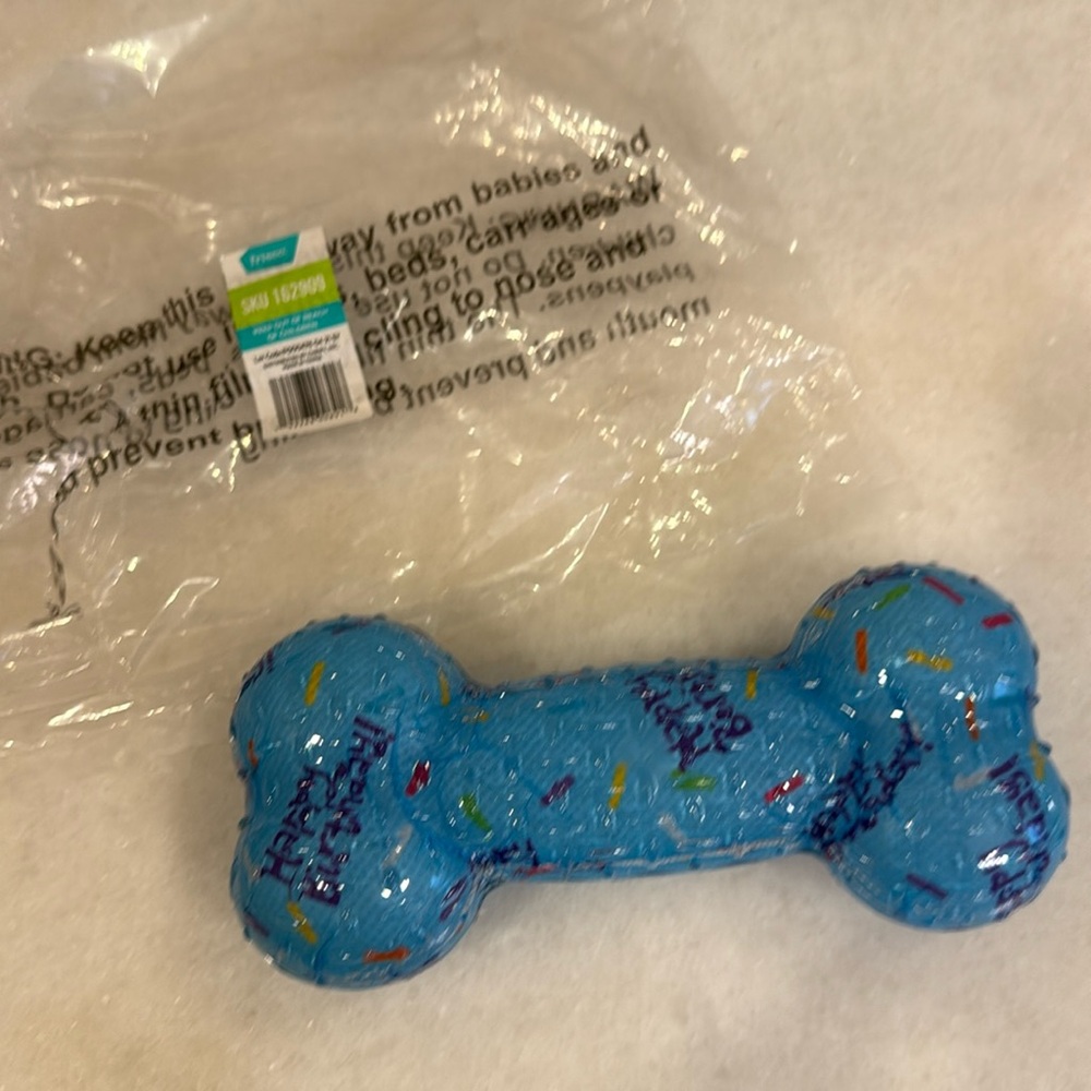 NWT Frisco Happy Birthday Dog Toy